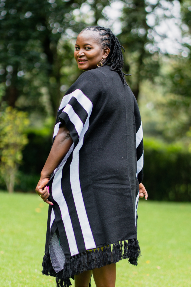 Stari Poncho (Black-White) - Image 3
