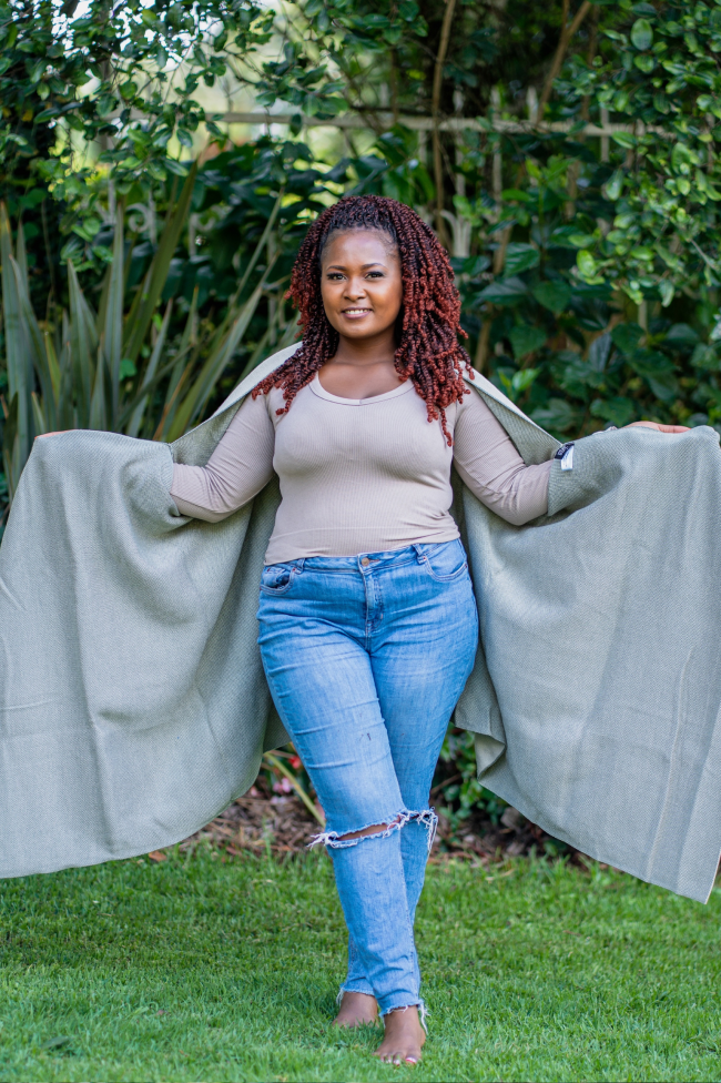 Sassy Shawl (Gray) - Image 2